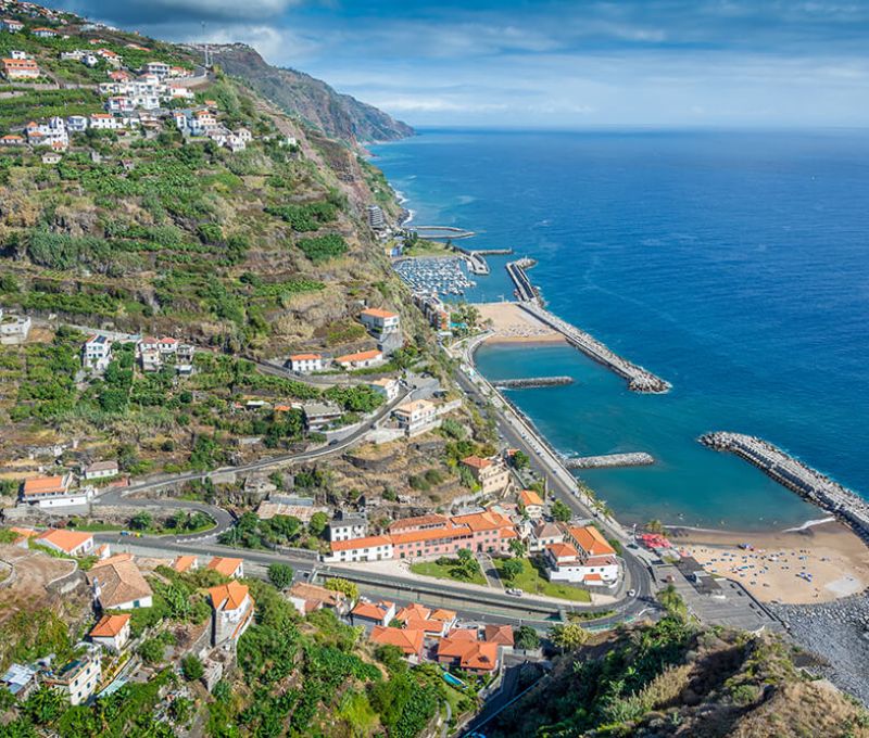 Calheta Beach & Marina