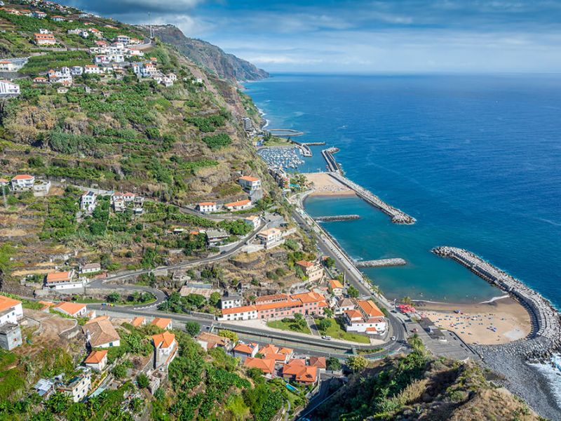 Calheta Beach & Marina